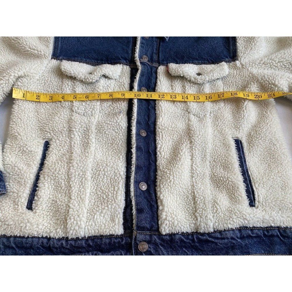 LEVI'S EX-BOYFRIEND Pieced Sherpa Trucker Jacket - Picture 5 of 11